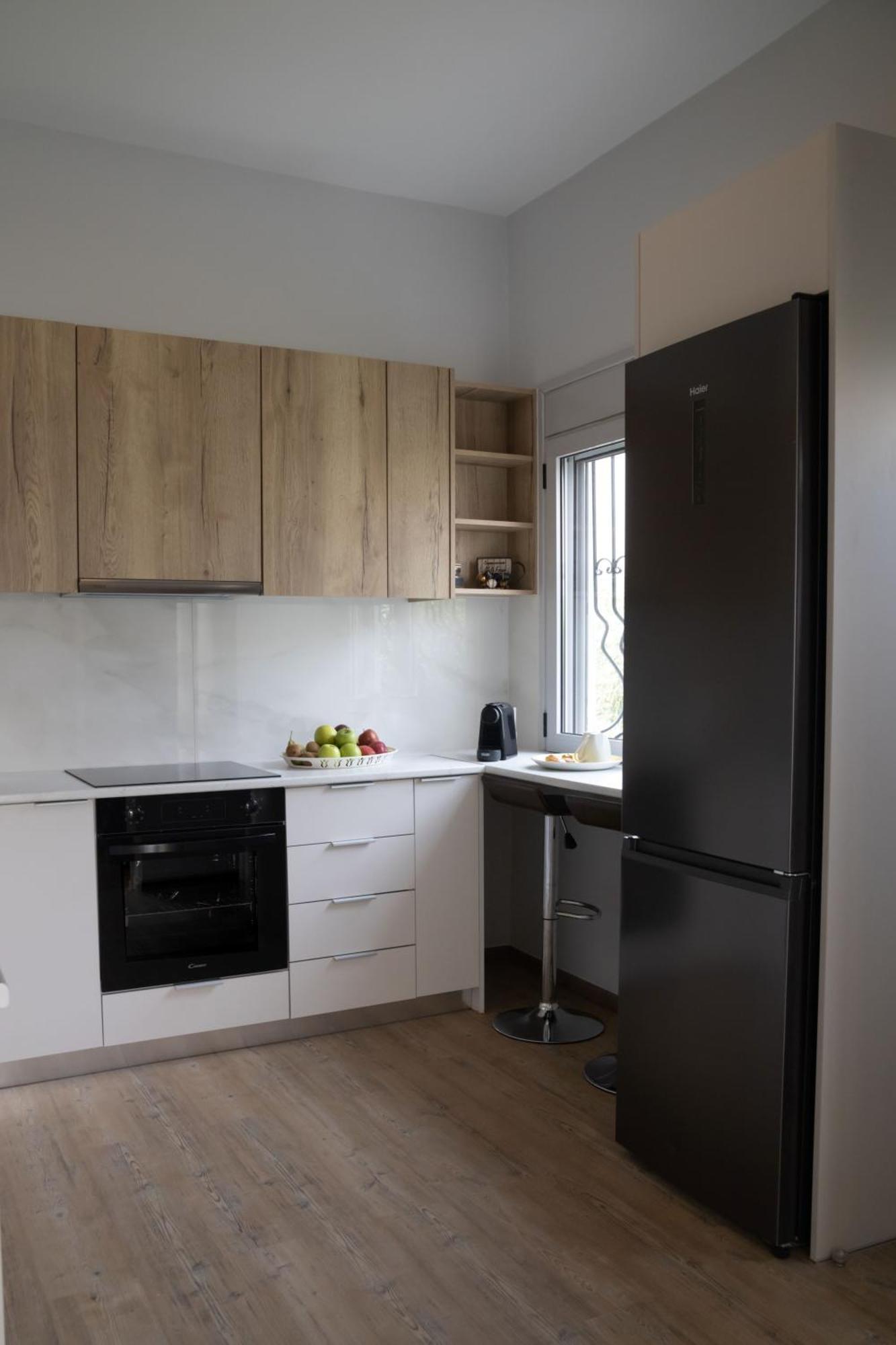 Urban Nest Faliro Apartment